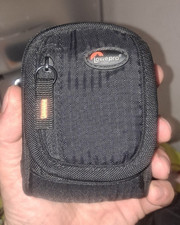 Lowepro Black Nylon Padded Compact Camera Case/Pouch w/ Belt Loop & Strap