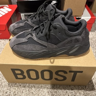 Size 11 - adidas Yeezy Boost 700 2019 Utility Black 193104575670| eBay