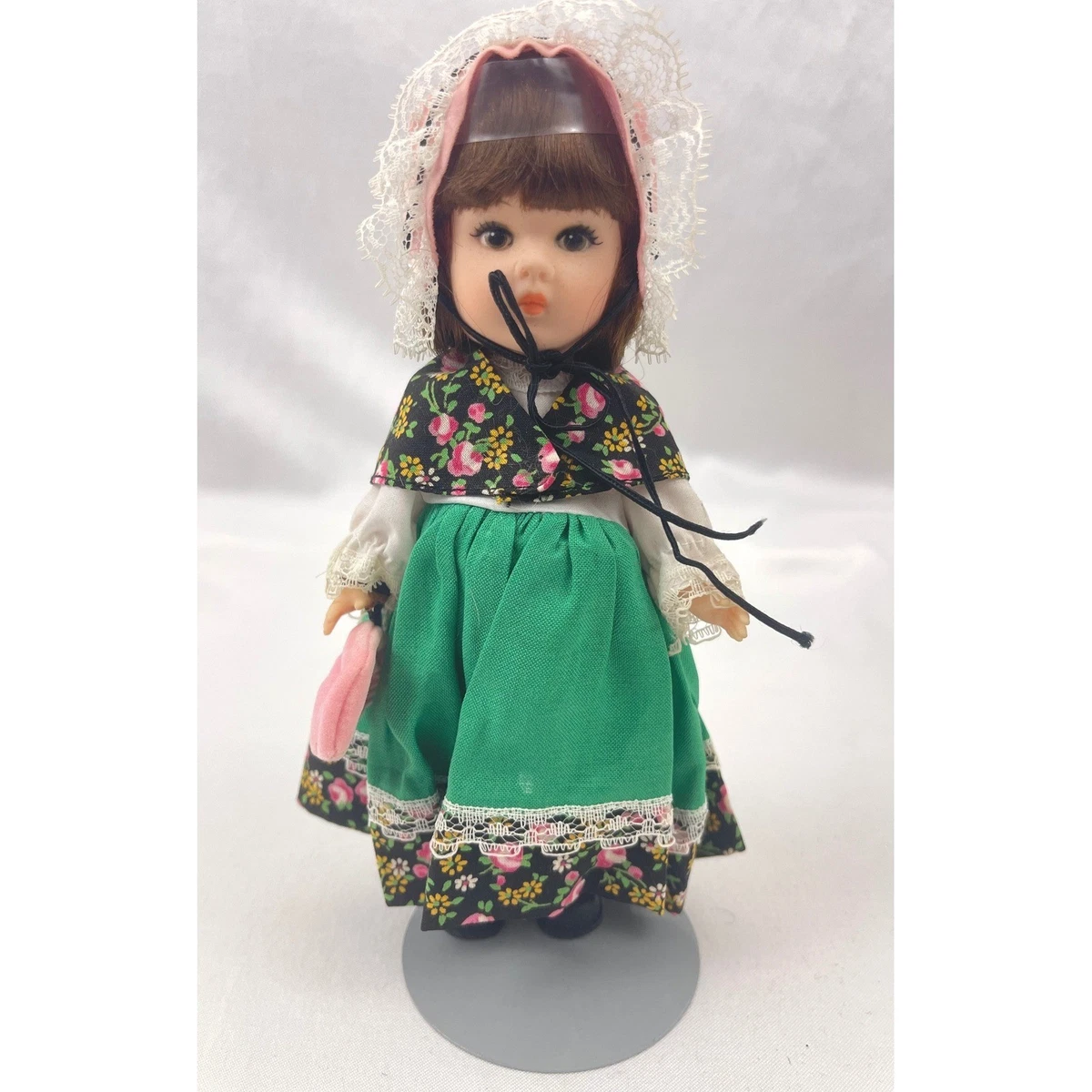Vogue Cloth Original (Opened) with Vintage Dolls & Doll Playsets