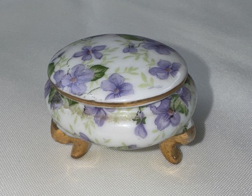 Vtg Porcelain Trinket Box w Lid Footed Purple Violets Gold Trim Chintz 2.25”