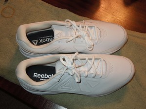 reebok men's walk ultra 6 dmx max sneaker