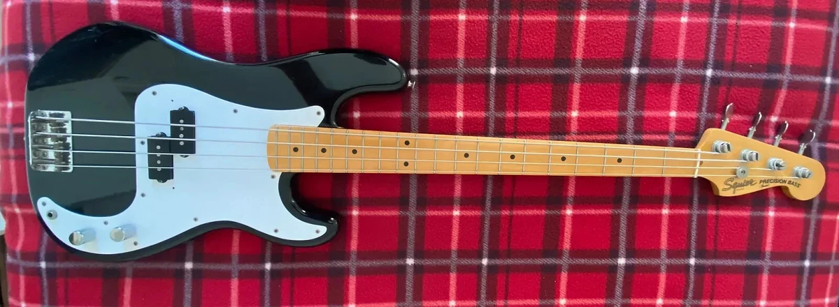 Fender Squier JV Precision Bass Japan 1983 Black