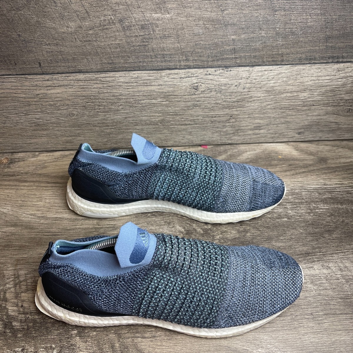 adidas gazelle silver green womens Ultraboost Laceless