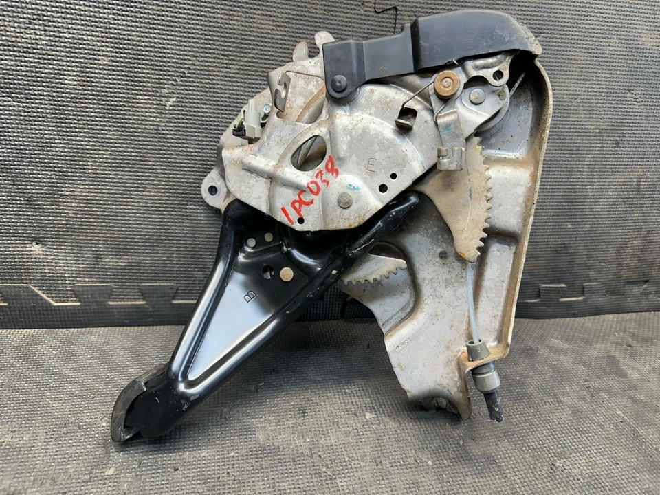 2004 Ford F-150 XLT 5.4L Emergency Brake Pedal OEM - Image 3 of 4