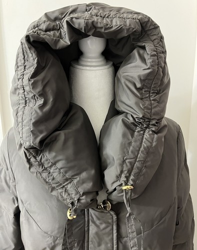 Tahari Grey Hooded Down Puffer Jacket Coat Sz 2 - Picture 12 of 15