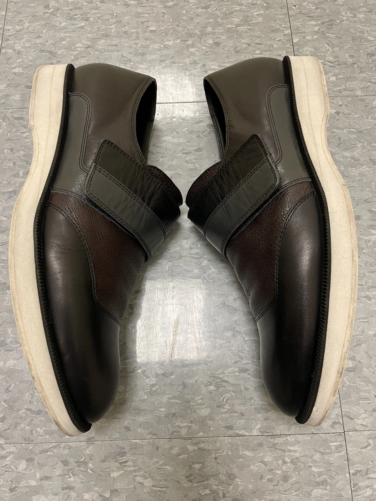 Scarpe eleganti casual Bottega Veneta taglia EU41 US7 5 slip on cinturino nero marrone grigio