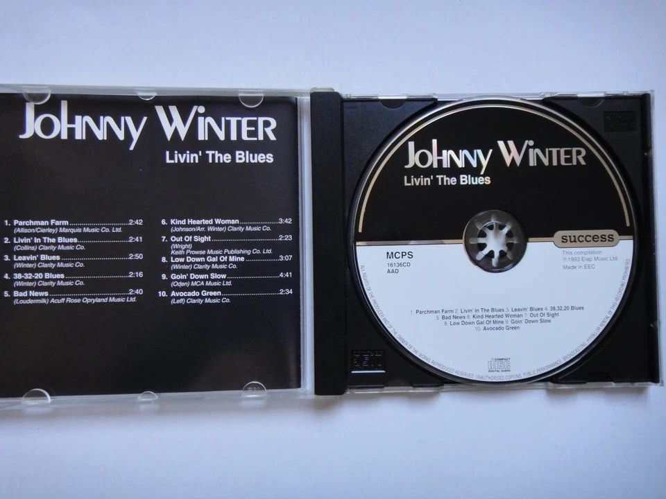 JOHNNY WINTER - LIVIN` THE BLUES - Bild 3 von 3