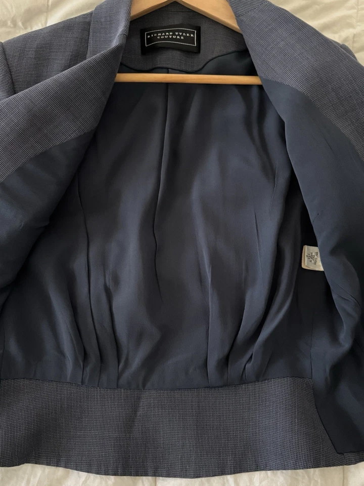 Blazer para mujer RICHARD TYLER COUTURE talla 6 gris recortado años 90 Foto 4 de 4