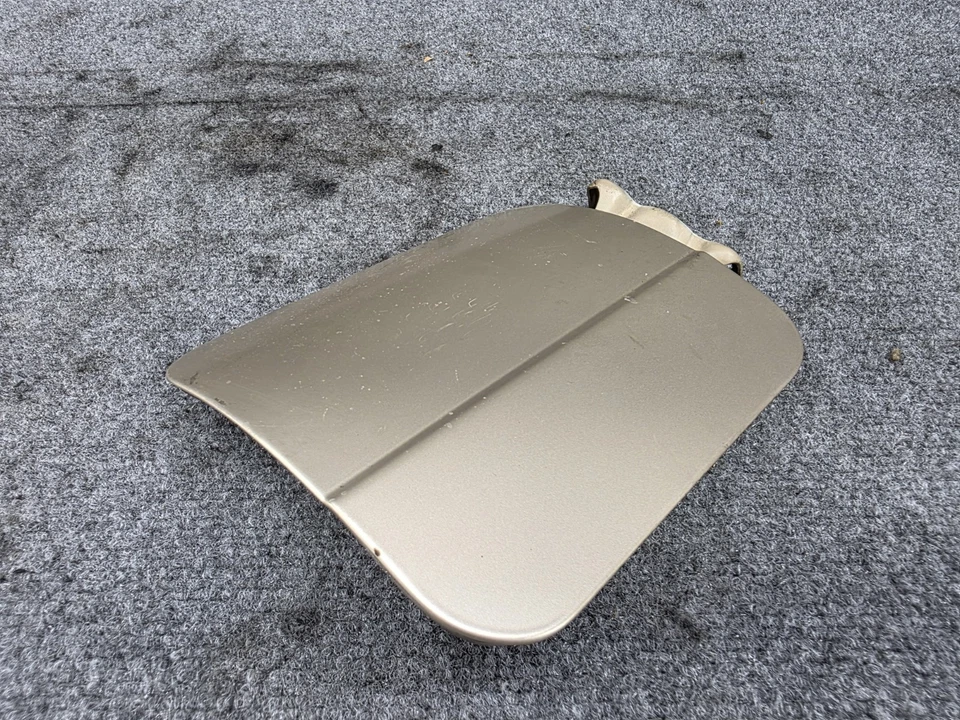 LEXUS 1990-1994 LS400 OEM FUEL GAS FILLER DOOR LID COVER - Image 2 of 4