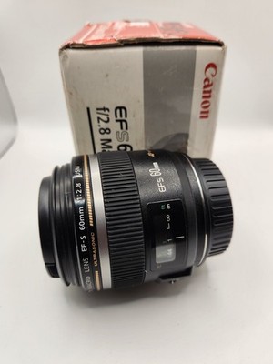 Canon EF-S 60mm F/2.8 Macro Very Good Condition No Scratches On The Glass Lens