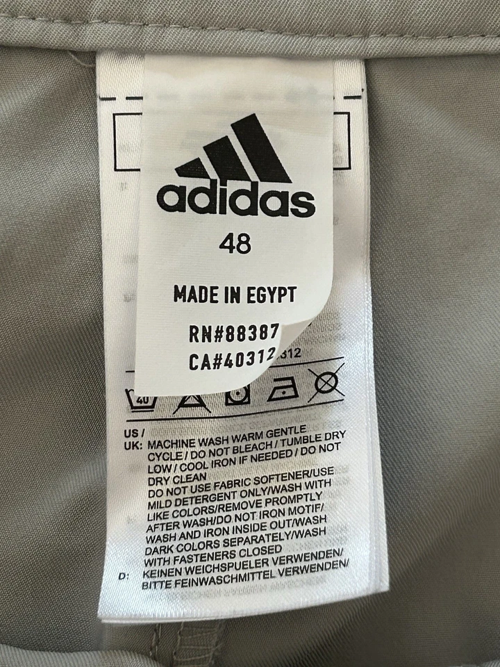Pantalones cortos de golf Adidas para hombre 48 nuevos con etiquetas, nunca usados Foto 3 de 4
