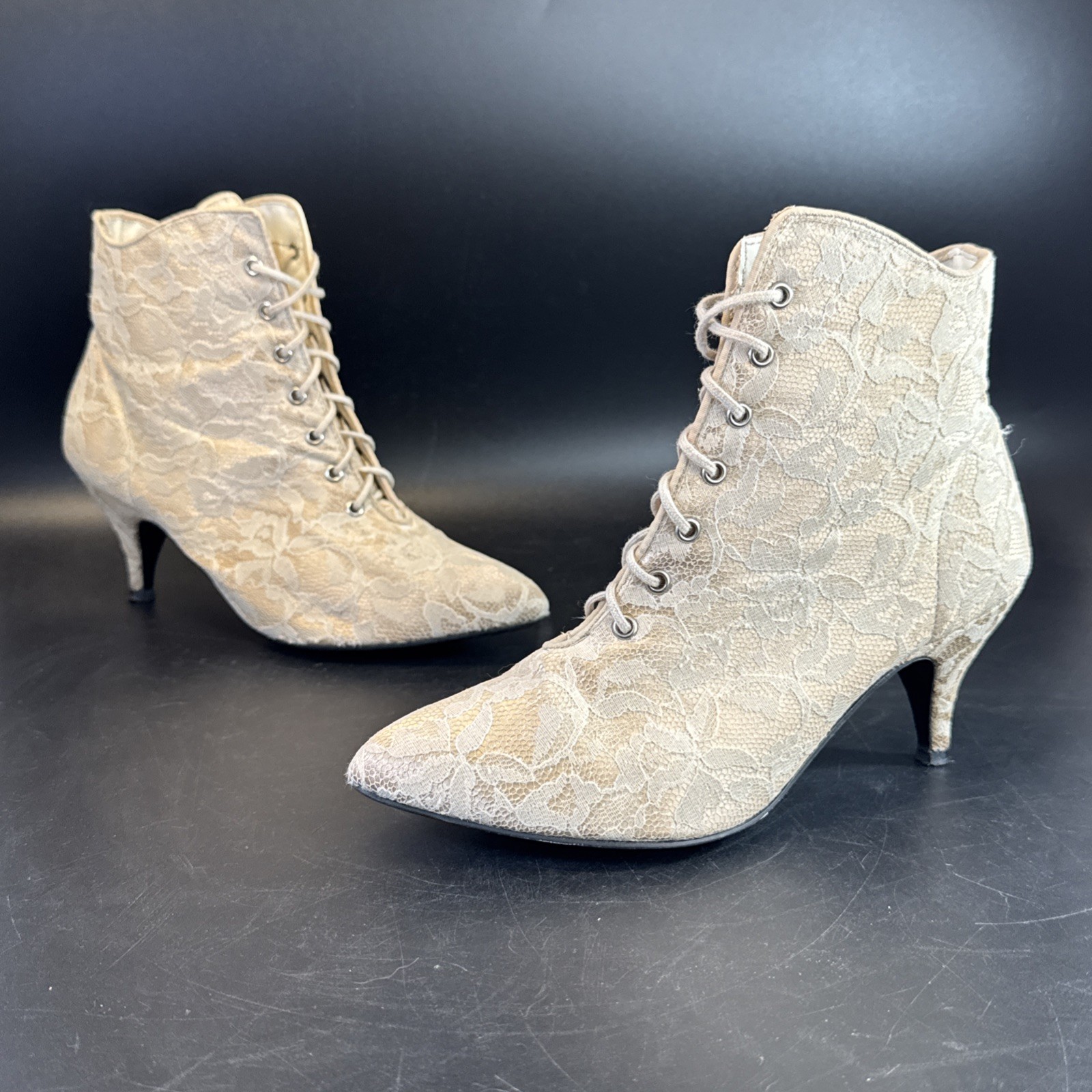Vintage Lace Up Granny Boots Ivory Lace Victorian Prairie Heels Size 6 M