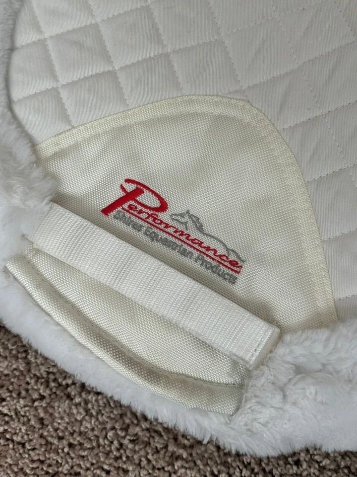 "Media almohadilla Shires Performance SupaFleece blanca 16-16,5"" almohadilla de sillín de salto show" Foto 3 de 4