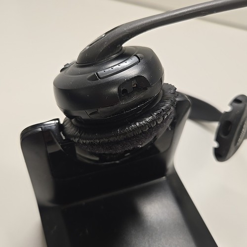 Plantronics C052 Cuffie Wireless con Base di Ricarica C052-XD1 - FUNZIONANTI - Foto 11 di 15