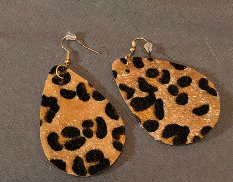 Stylish Earrings for Every Occasion-image