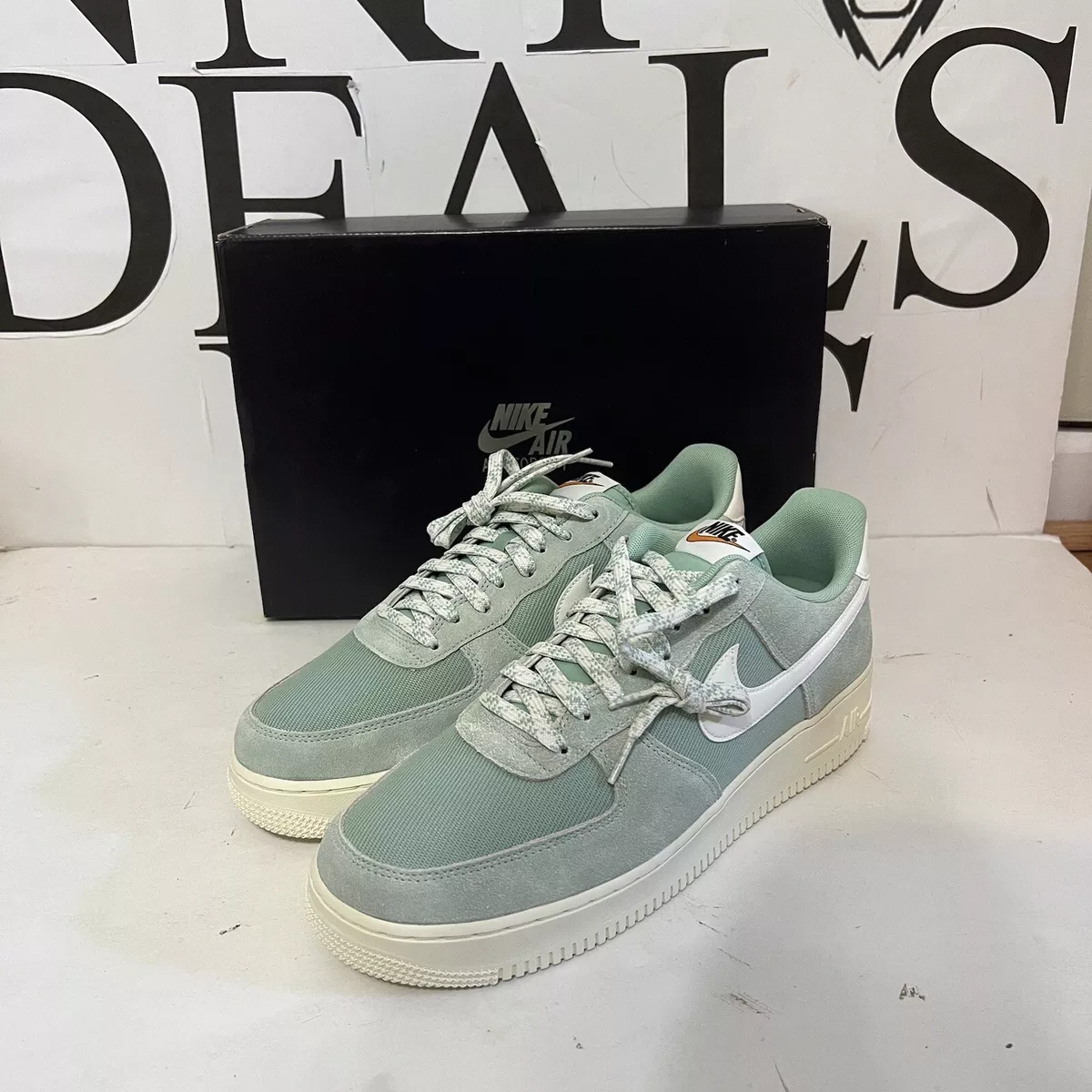 Nike Air Force 1 Low '07 LV8 Certified Fresh Enamel Green