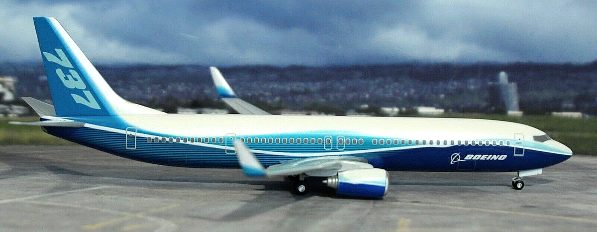 s*5様 NG wings Boeing 737-900 1:200 Hogan Wings Boeing 737 900ER Boeing Factory Colors 1:200 Scale