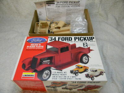 AMT 1//25 1934 FORD PICKUP INTERIOR AND RELATED PARTS