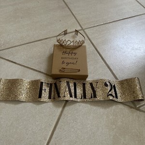 21st Birthday Tiara & Crown for Women Birthday Decorations Sash Crown Gold Tone