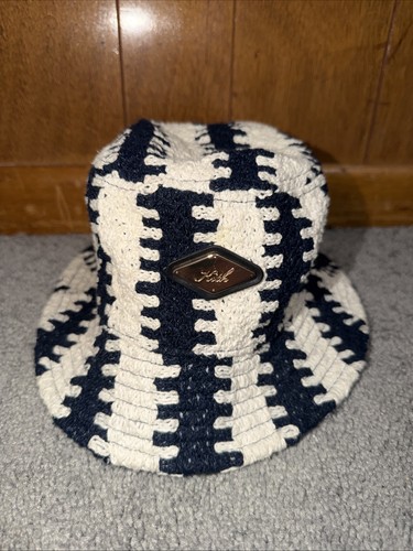 Kith Crochet Dawson Bucket Hat White and Navy Blue 100% Cotton One Size