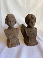Antike franz&ouml;sische Kaminb&ouml;cke / Feuerhunde aus Gusseisen &ndash; Frauenb&uuml;ste um 1900