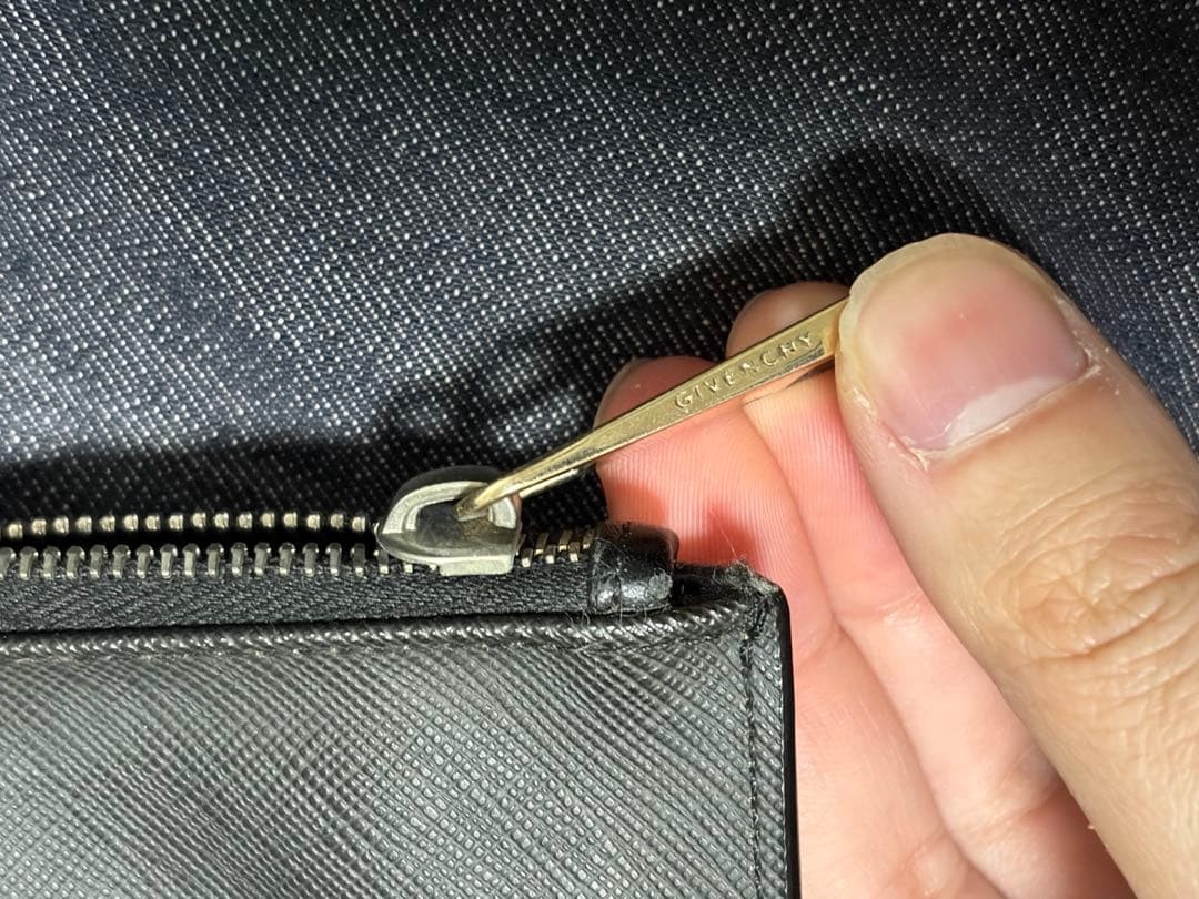 GIVENCHY clutch bag Star Maria pattern thumbnail 3