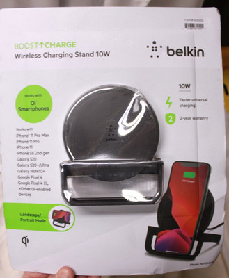 Belkin Boost Up 10W Wireless Charging Stand in Black - NEW