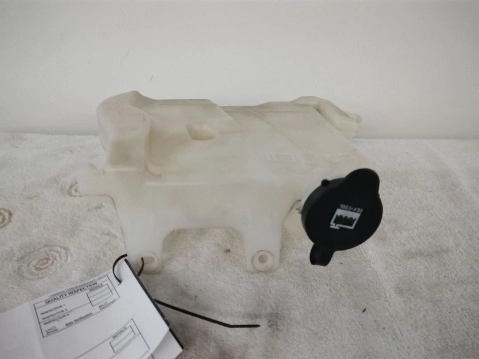 Radiator Coolant Reservoir Tank Bottle Overflow 2005-2009 Buick Allure Foto 3 de 3