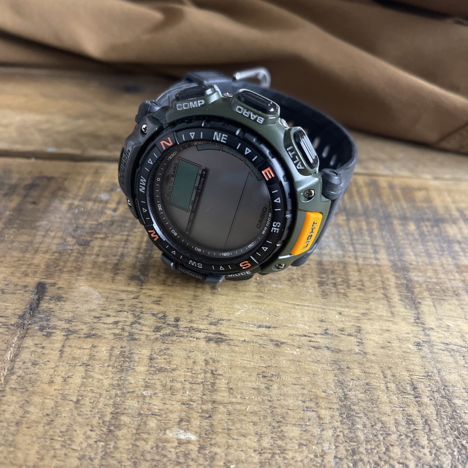 Vintage Casio Pathfinder PAG-40 Triple Sensor