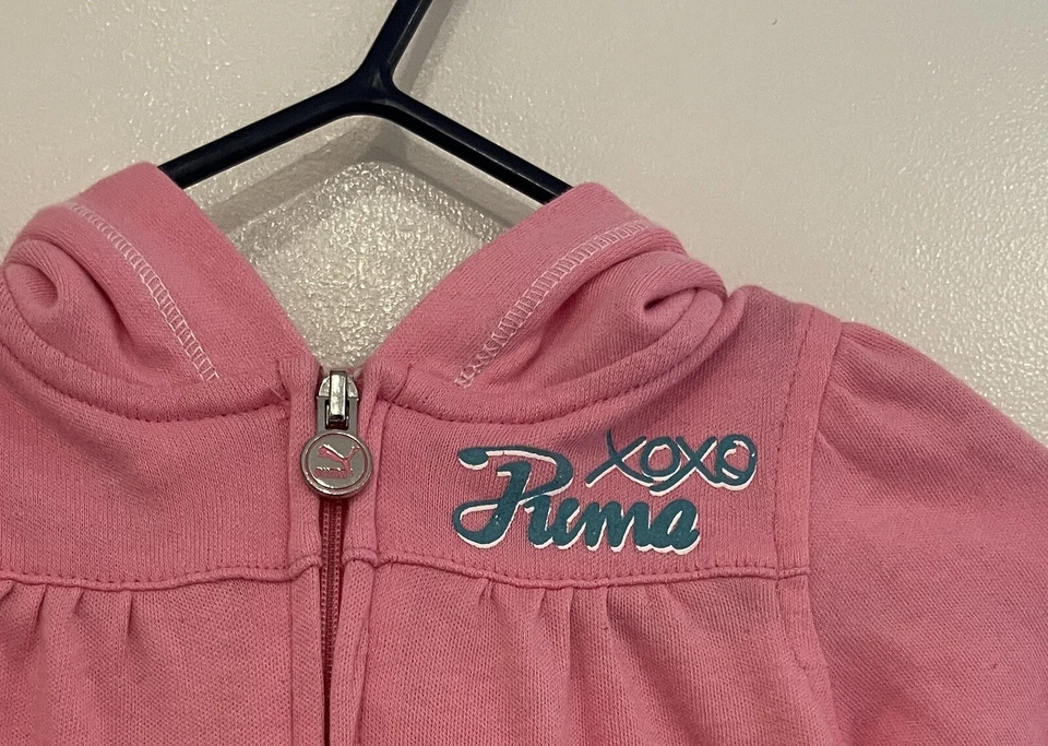 Moletom com capuz Puma Sport Lifestyle bebê menina plissado leve com zíper XOXO rosa 0-3 M - Imagem 2 de 4