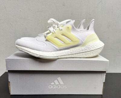 GX5459] Adidas Ultraboost 22 Men Running Triple White Size 8 *USED