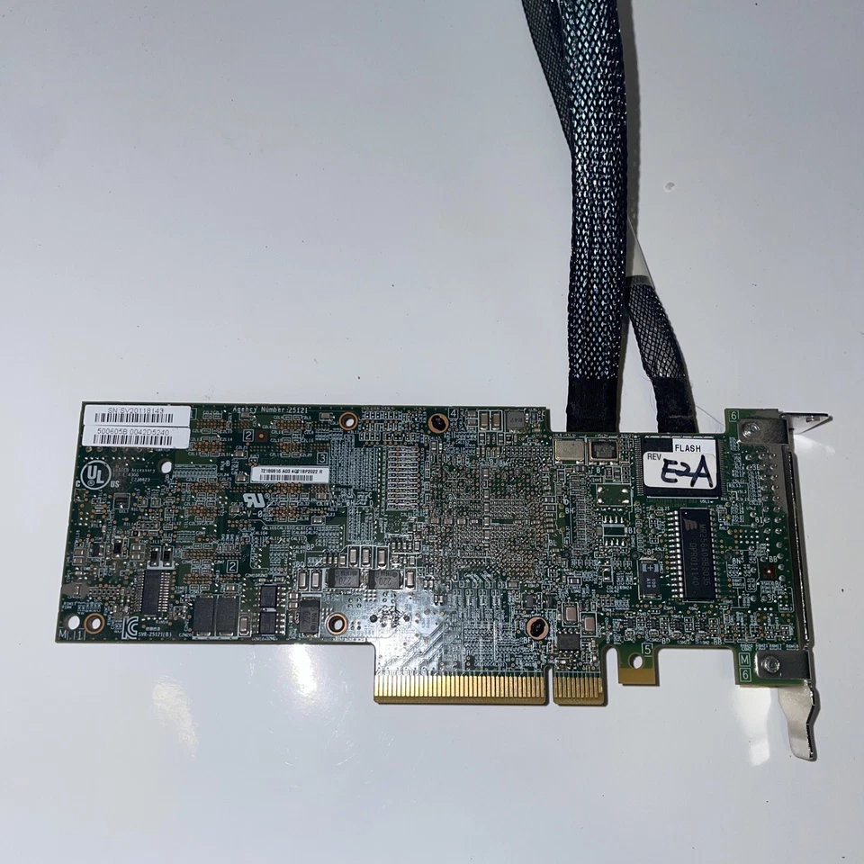 LSI MegaRAID SAS 256MB RAID Controller Card NEC N8103-130 with cables - Image 3 of 4