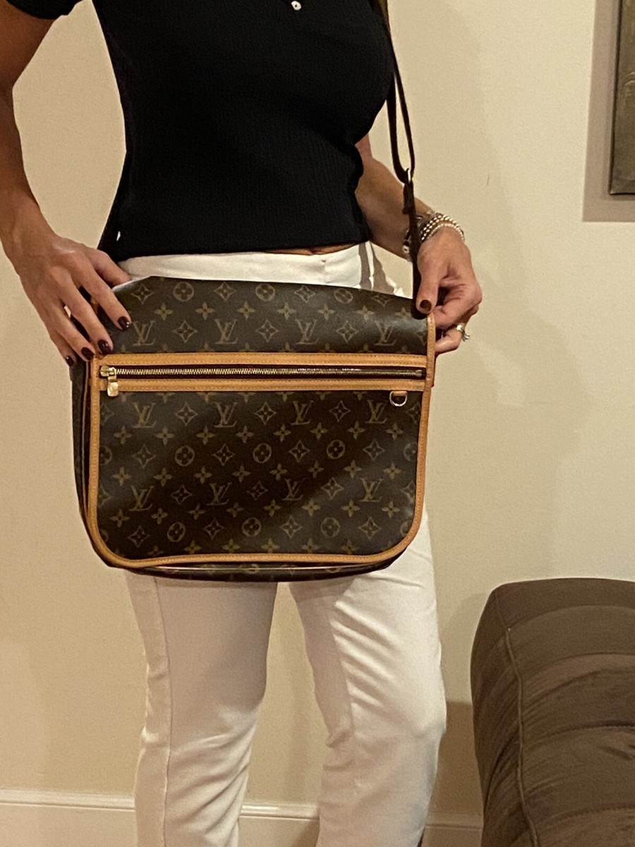 Louis Vuitton Bosphore Messenger Shoulder Bag Monogram Canvas and