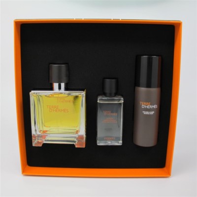 TERRE D'HERMES by Hermes Set: 75 ml Parfum Spray, 1.35 oz A/S