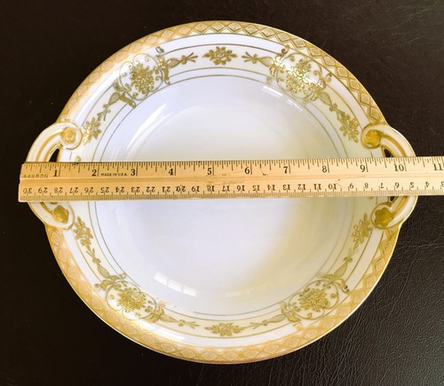 Vintage Noritake White Porcelain Bowl with Raised Gold Filigree and Handles - Picture 3 of 4