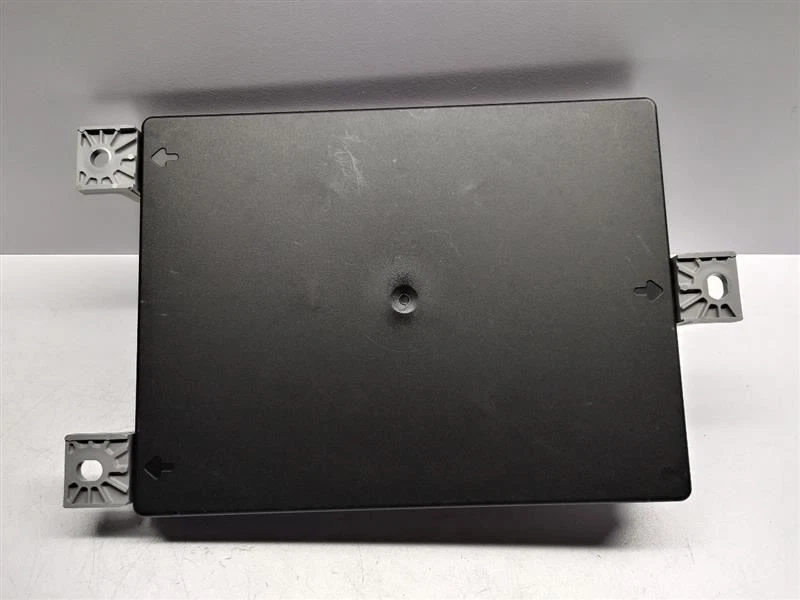 Mercedes e300 2017 OEM módulo SAM trasero módulo de activación de señal 2139009212 17-18 Foto 4 de 4