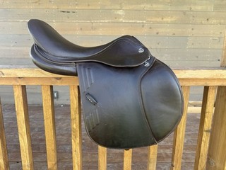 Prestige SYNCHRONY CPS Jumping Saddle