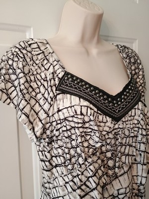 NEW I.N. Studio Pullover Flutter Sleeve VNeck Rayon Stretch Tribal Beat Top sz M