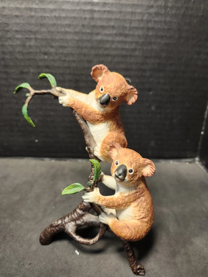 Koala Bear Figurine Climbing A Tree Franklin Mint 1988 Adorable - Image 3 of 4