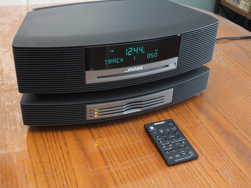 Bose Wave Music System AWRCC1 with Multi-CD Changer and Remote Control