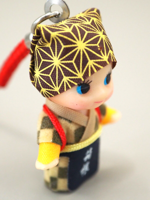 kepiです。 Kewpie Hakone limited QP Parquet Figure Netsuke Strap Japan E768