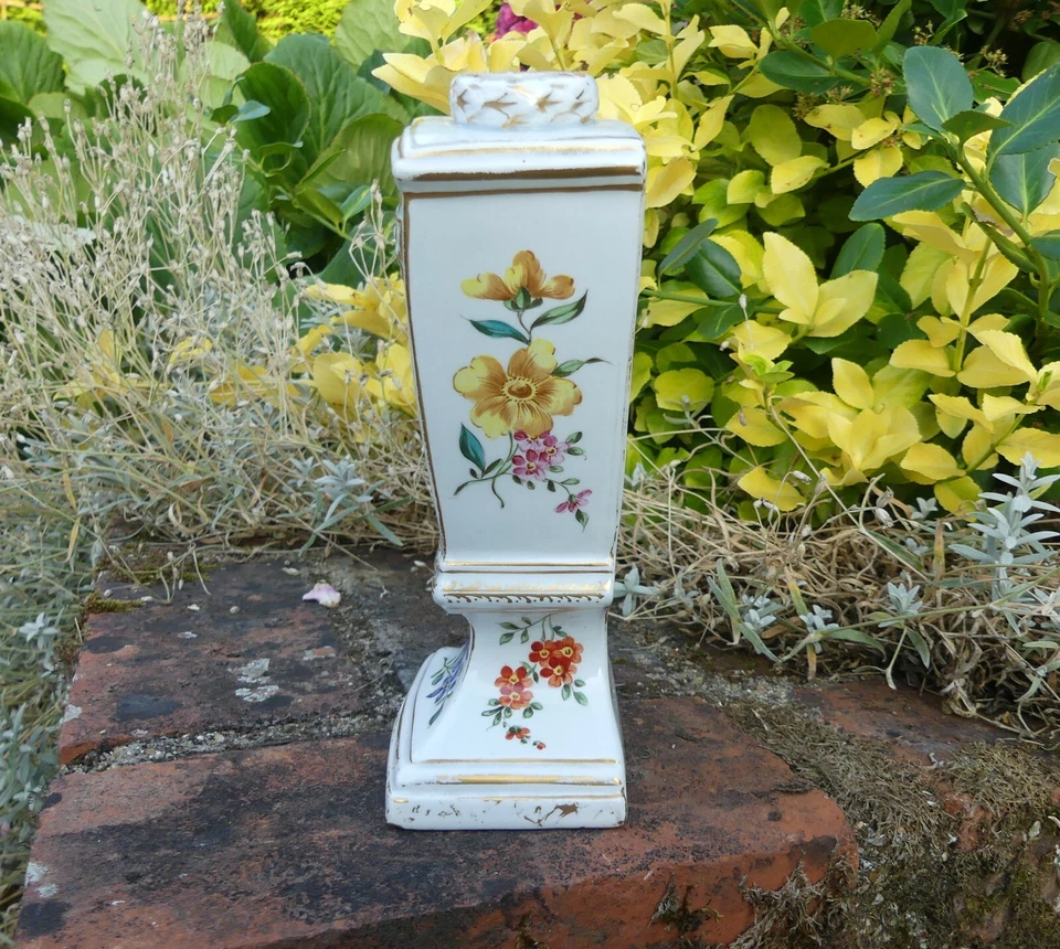 Ancienne BOUQUETIERE sur PIED en porcelaine XIXème décorée d'UN PORT h. 20cm - Photo 3/4