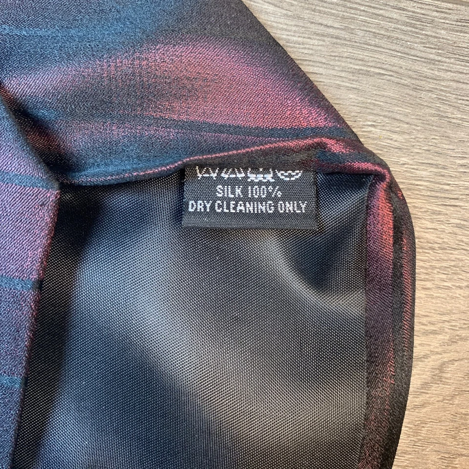 Corbata para hombre con guión de Martin Wong 100 % seda hecha a mano Foto 4 de 4