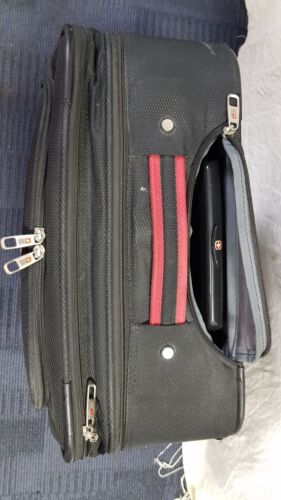 Wenger Swiss Gear Swiss Gear Overnight Laptop Suitcase Bag approx 43x18x37 Grade - Picture 9 of 16