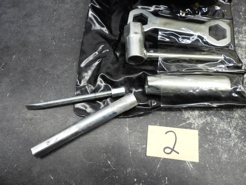 Bolsa de herramientas y herramientas Montesa Rapita Cota Scorpion NOS #2 2926 Foto 2 de 4