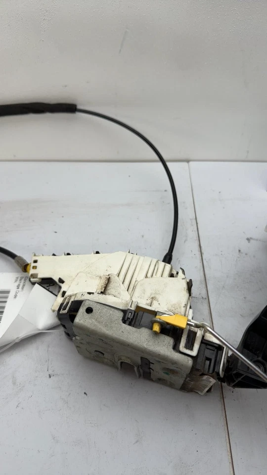 11 12 13 14 15 16 17 18 19 20 21 22 23 DODGE CHARGER Front Door Latch Dodge Left Foto 2 de 4