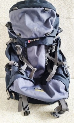 berghaus 60 10l light travel backpack Women's 60+10L Rucksack Pack, Tropical Midnight/Tillandp, 70 litres Sports, Fitness & Outdoors Berghaus Jalan 60 + 15