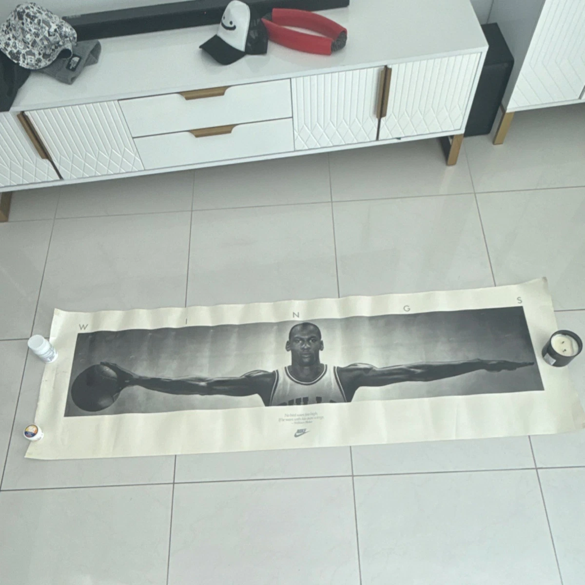 Preços baixos em Michael Jordan Wings Poster Indiana Pôsteres