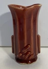 VTG 1930’s NELSON MCCOY POTTERY HIGH-GLOSS RIBBED,FLARED BURGUNDY VASE USA C