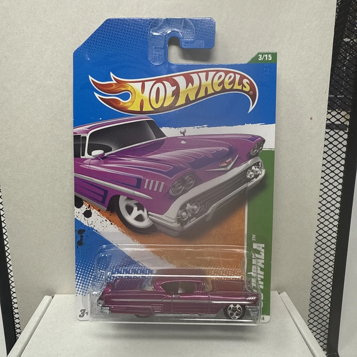 ホットウィール　'65 CHEVY IMPALA スーパートレジャーハント ホットウィール '65 CHEVY IMPALA スーパートレジャーハント First